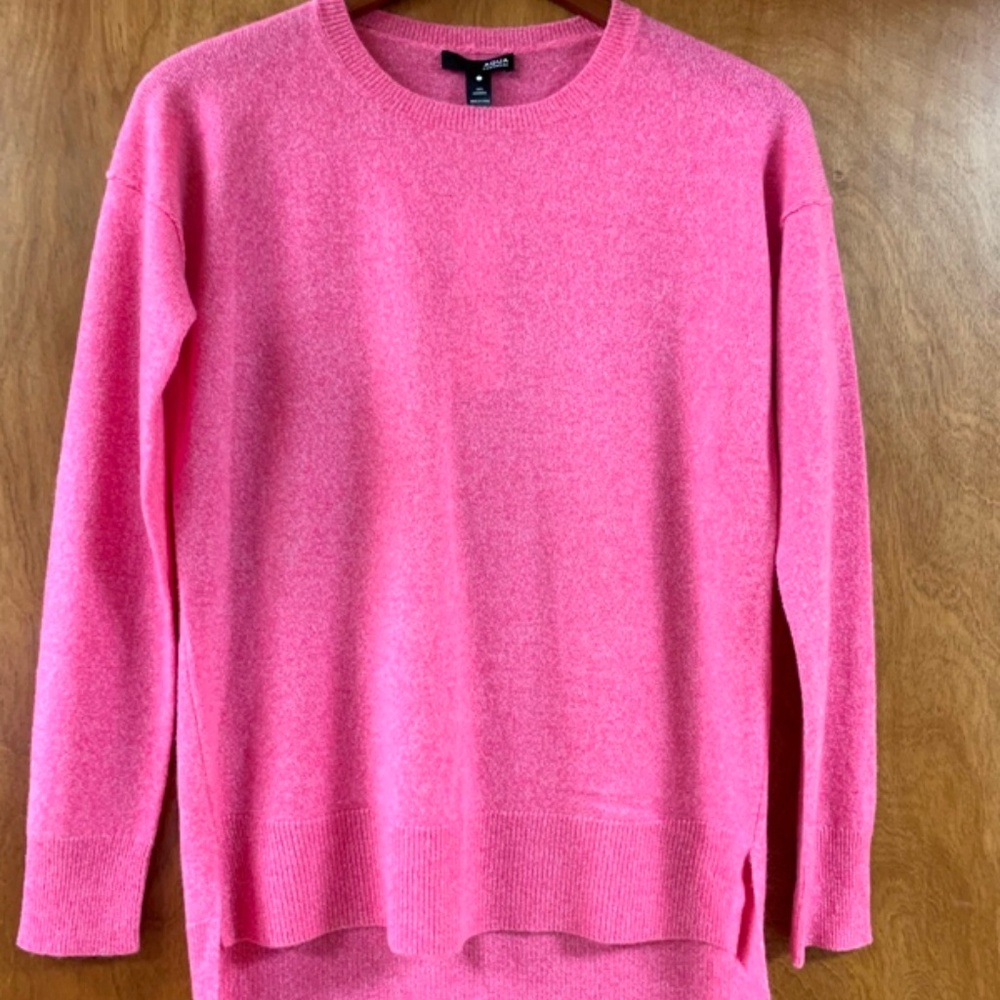 100% Cashmere Sweater by Aqua